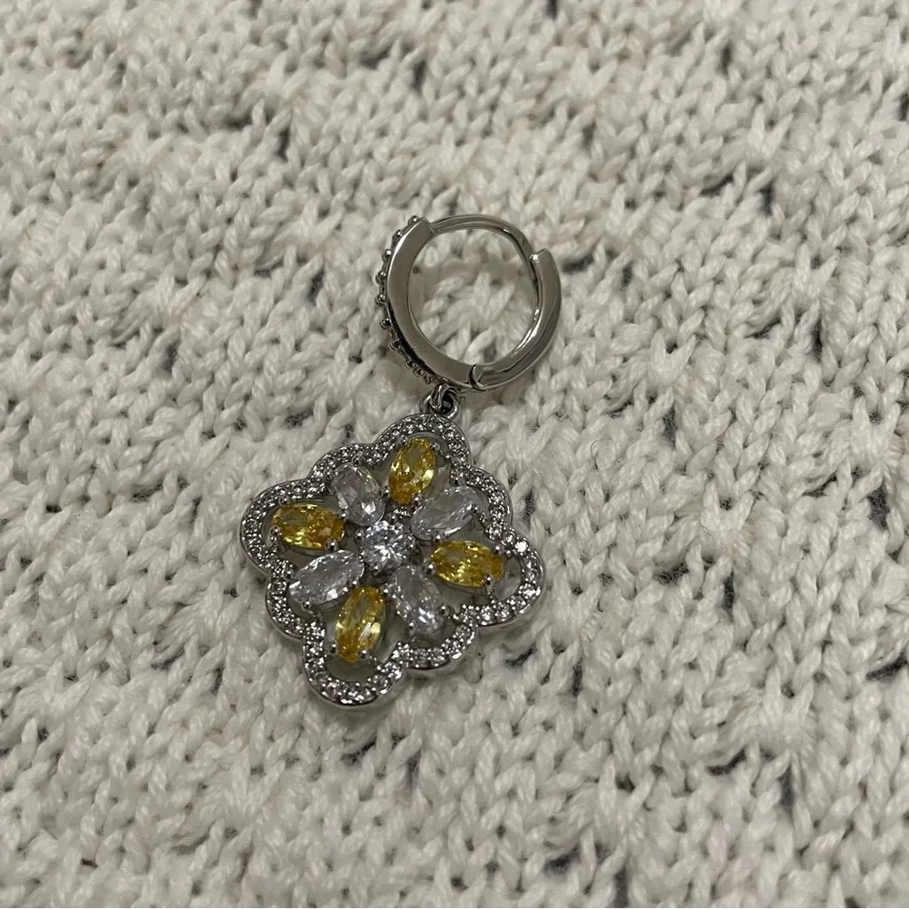 Natural oval yellow citrine with white sapphire bridal set. 925 sterling sliver - Picture 3 of 10